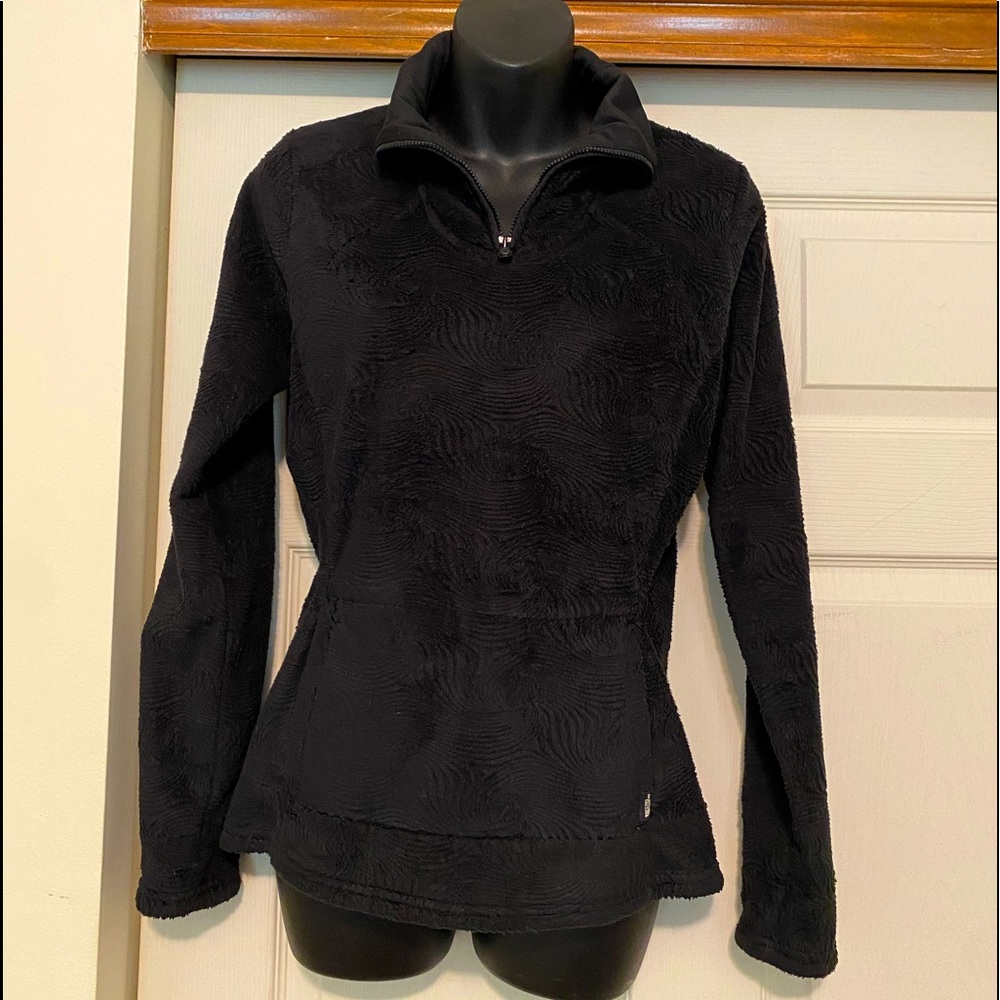 The North Face Osito 1/4 Zip Up Pullover Fleece Sweatshirt